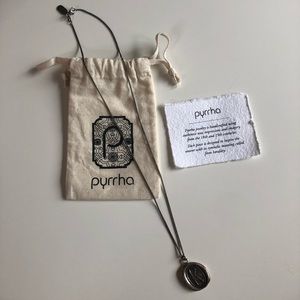 🇨🇦PYRRHA made in CANADA K INITIAL NECKLACE